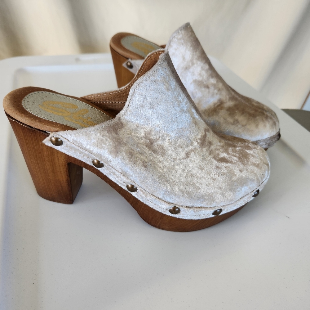 Sbicca  velvet clogs